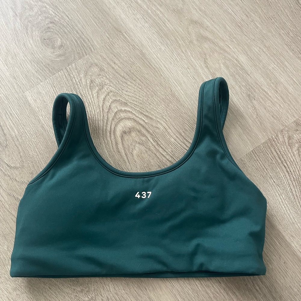 437 Women's Green Sports Bra